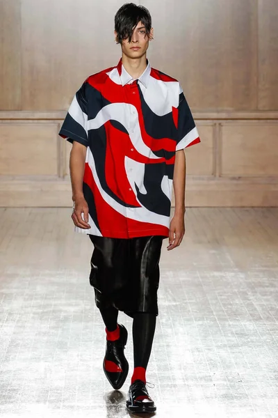 Look 23